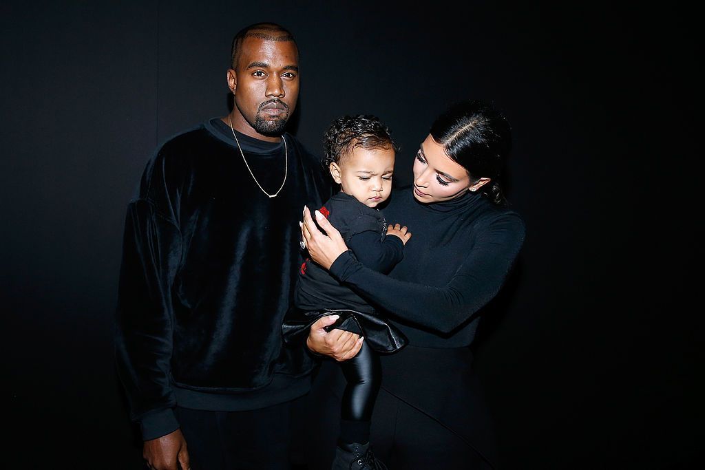 طلاق كيم كارداشيان وكانييه ويست بعد زواج 6 سنوات.. رحلة في درب الذكريات 4 طلاق كيم كارداشيان وكانييه ويست بعد زواج 6 سنوات.. رحلة في درب الذكريات