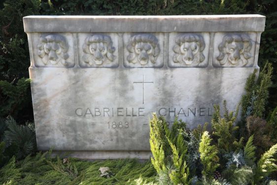 في ذكرى الـ50 لوفاة كوكو شانيل.. هذه أبرز محطاتها المهنية