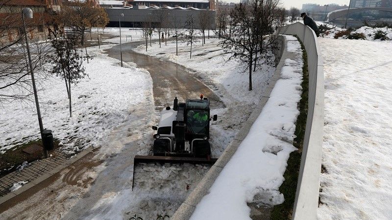 الثلوج تغطي أجزاء واسعة من أوروبا