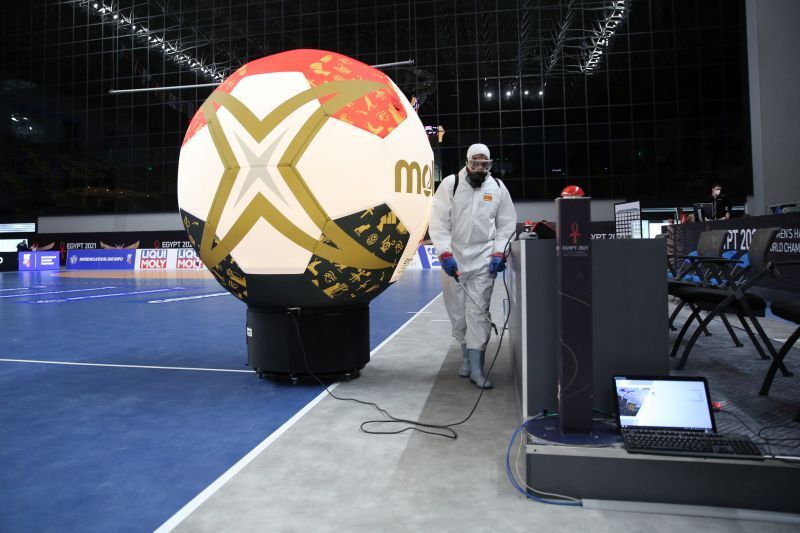 مصر.. تكثيف الجهود والإجراءات التنظيمية لمواجهة كورونا خلال منافسات مونديال اليد 6 مصر.. تكثيف الجهود والإجراءات التنظيمية لمواجهة كورونا خلال منافسات مونديال اليد