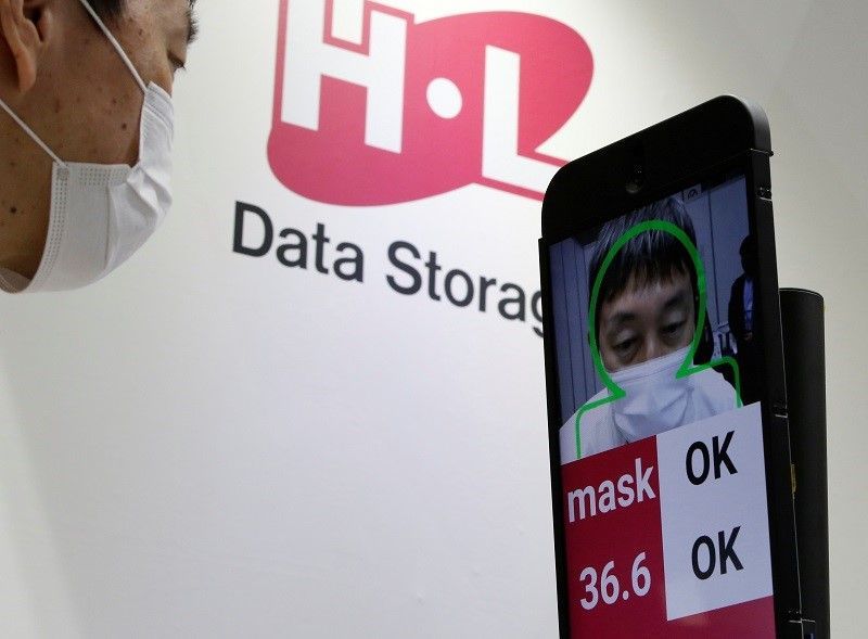 اليابان.. معرض تكنولوجي بأجهزة مراقبة صحية وأجهزة استشعار عن بعد 1 اليابان.. معرض تكنولوجي بأجهزة مراقبة صحية وأجهزة استشعار عن بعد