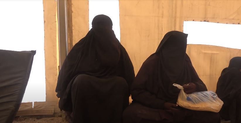 شبح القتل والاغتيالات يدفع قاطني مخيم الهول لطلب الخروج