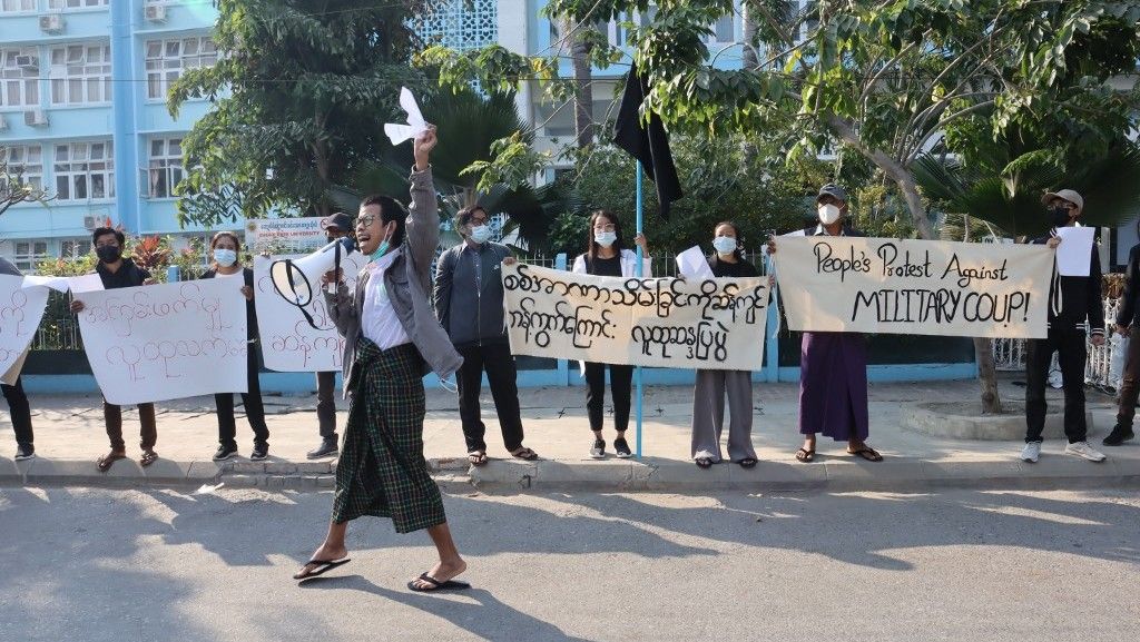 ميانمار.. احتجاج مناهض للانقلاب العسكري في مدينة ماندالاي
