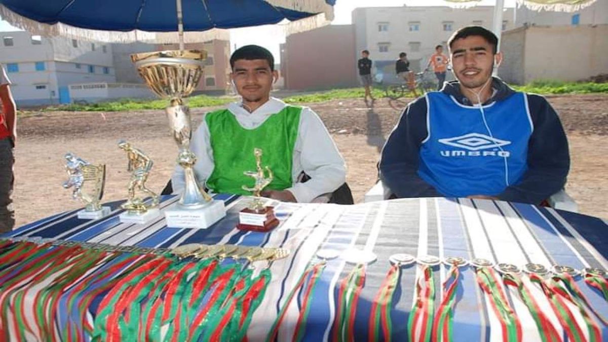 تتويج 22 طفلًا بنادي الجيل الجديد لفوزهم بدوريّ كرة القدم المصغر 3 تتويج 22 طفلًا بنادي الجيل الجديد لفوزهم بدوريّ كرة القدم المصغر