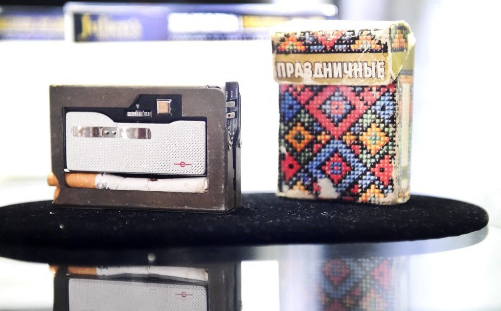 بينها ”سن مسمومة“.. مزاد أمريكي على اكسسوارات التجسس السوفياتية خلال الحرب الباردة