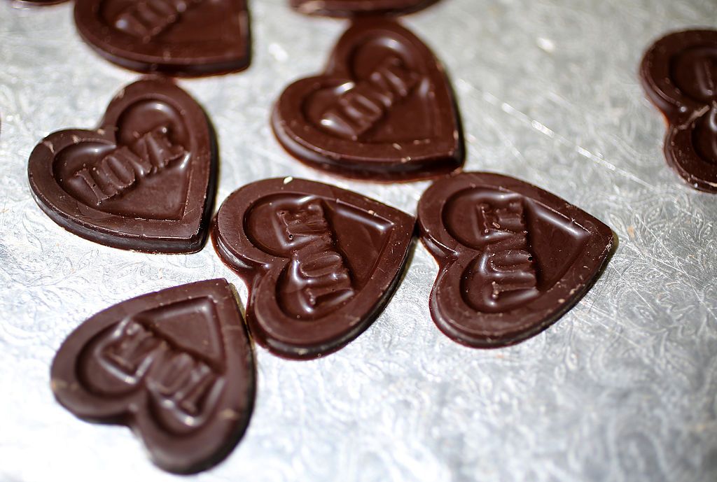 الشوكولا وعيد الحب.. هكذا ارتبطا ببعضهما 1 الشوكولا وعيد الحب.. هكذا ارتبطا ببعضهما