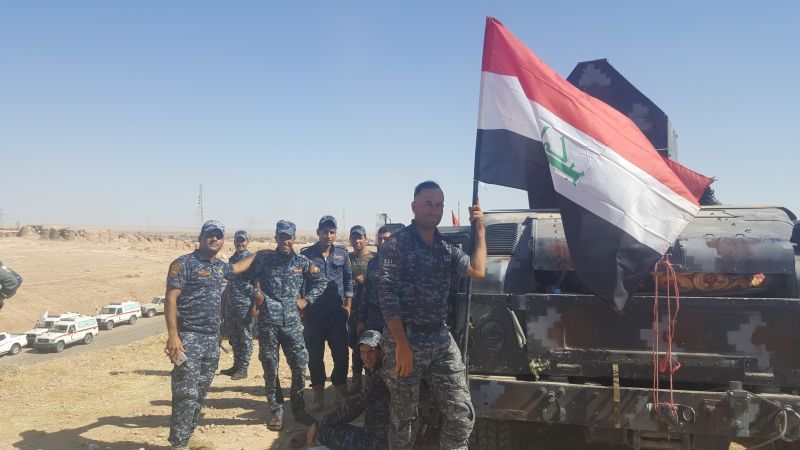 عطوة.. السيدة التي وقفت بوجه داعش في العراق وتحدت أوامره 1 عطوة.. السيدة التي وقفت بوجه داعش في العراق وتحدت أوامره