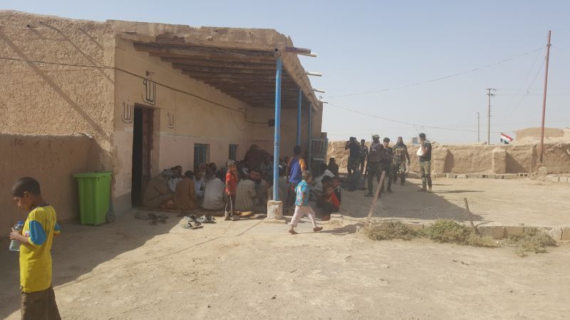 عطوة.. السيدة التي وقفت بوجه داعش في العراق وتحدت أوامره 3 عطوة.. السيدة التي وقفت بوجه داعش في العراق وتحدت أوامره