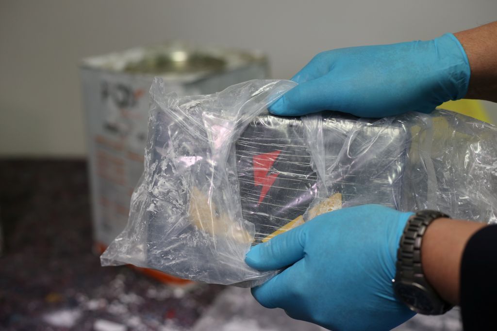 إحباط عملية تهريب كمية غير مسبوقة من المخدرات .. 23 طنا من الكوكايين نحو هولندا