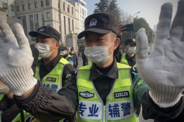 ترهيب واحتجاز.. تقرير جديد يكشف عن تراجع حرية الإعلام في الصين