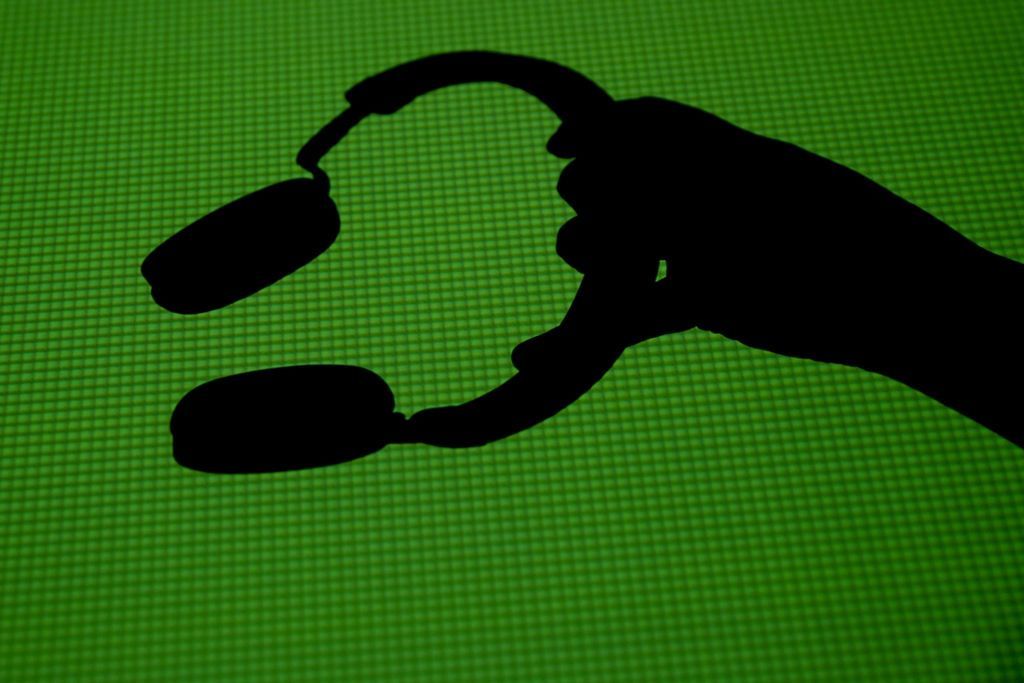 قبل شراء سماعة جديدة.. إليكم أبرز 3 أمور يجب معرفتها 1 قبل شراء سماعة جديدة.. إليكم أبرز 3 أمور يجب معرفتها