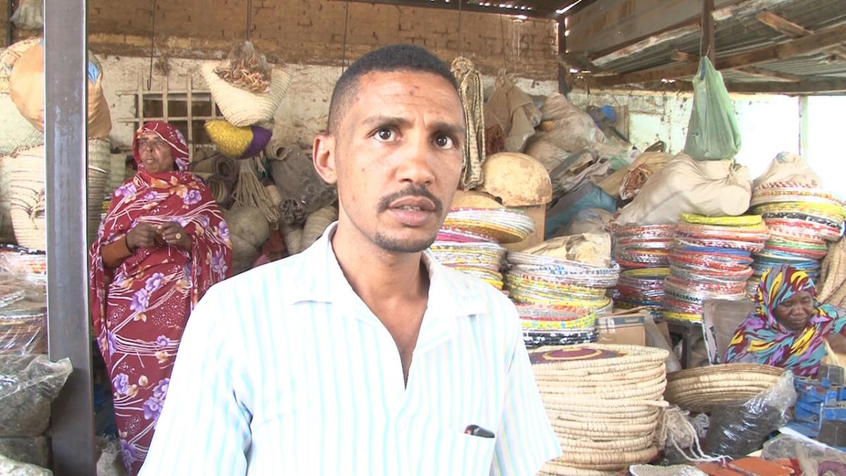 البائع المتجول في الخرطوم عبد الرمن