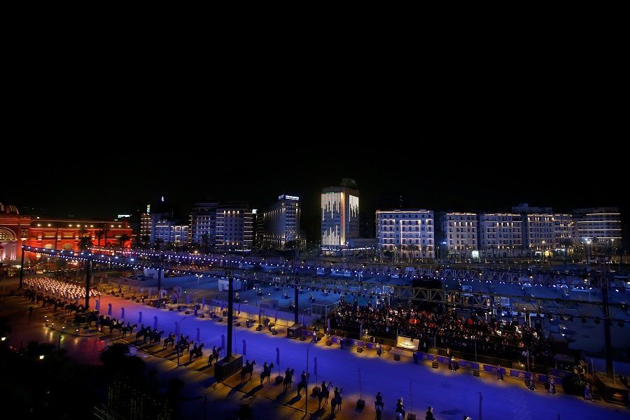 مشاهد جذبت أنظار العالم.. موكب مهيب لنقل المومياوات الملكية