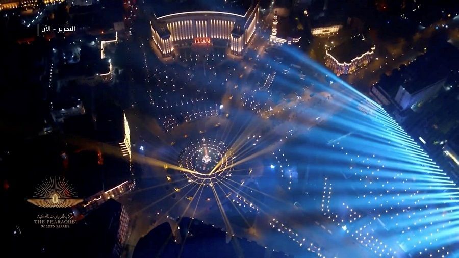 مشاهد جذبت أنظار العالم.. موكب مهيب لنقل المومياوات الملكية