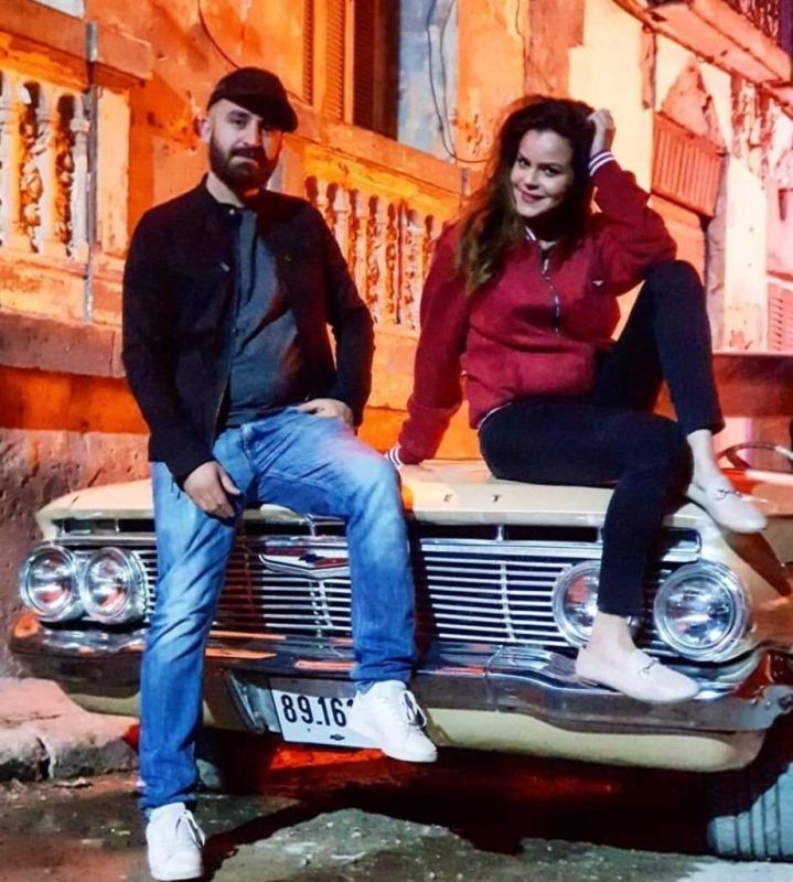 وزير عربي سابق بطل لمسلسل رمضاني.. من هو؟ (صور)