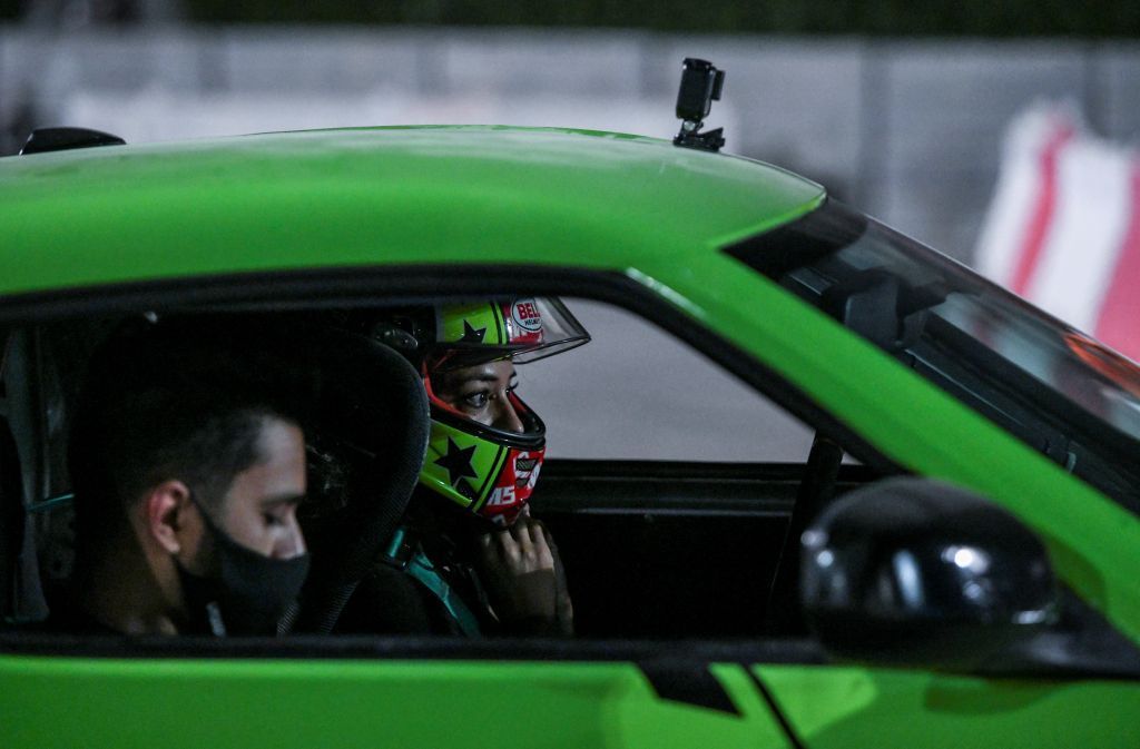 فلسطينية تحصد ألقابا في سباقات السيارات الخطرة 3 فلسطينية تحصد ألقابا في سباقات السيارات الخطرة