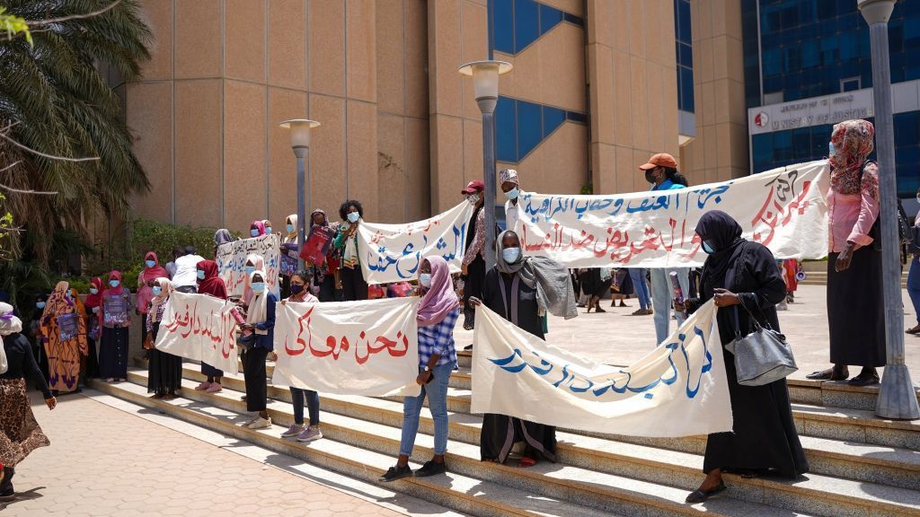 "ردع المتحرشين" بين أبرز مطالب موكب نسوي في السودان