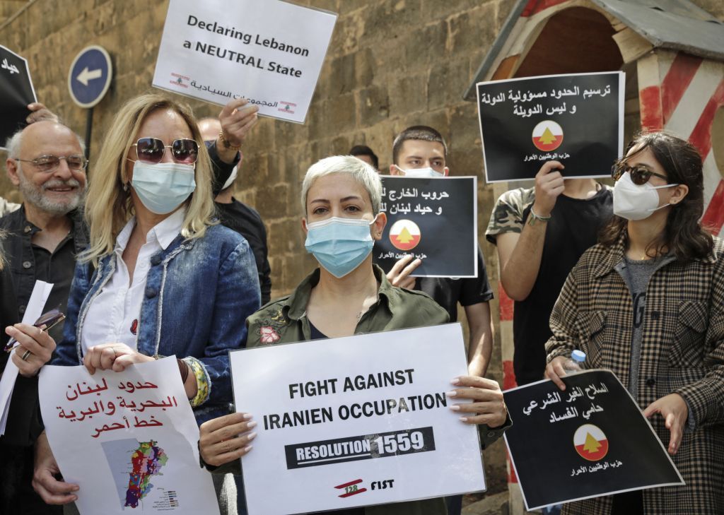 لبنان.. مطالبات بقطع العلاقات مع إيران وطرد سفيرها