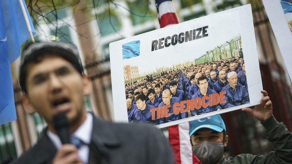 وسائل الإعلام الروسية تتبنى رأي الصين لتبرر انتهاكات حقوق الإنسان بحق مسلمي الإيغور 1 هيومن رايتس: الصين ارتكبت جرائم ضد الانسانية بحق مسلمي الإيغور