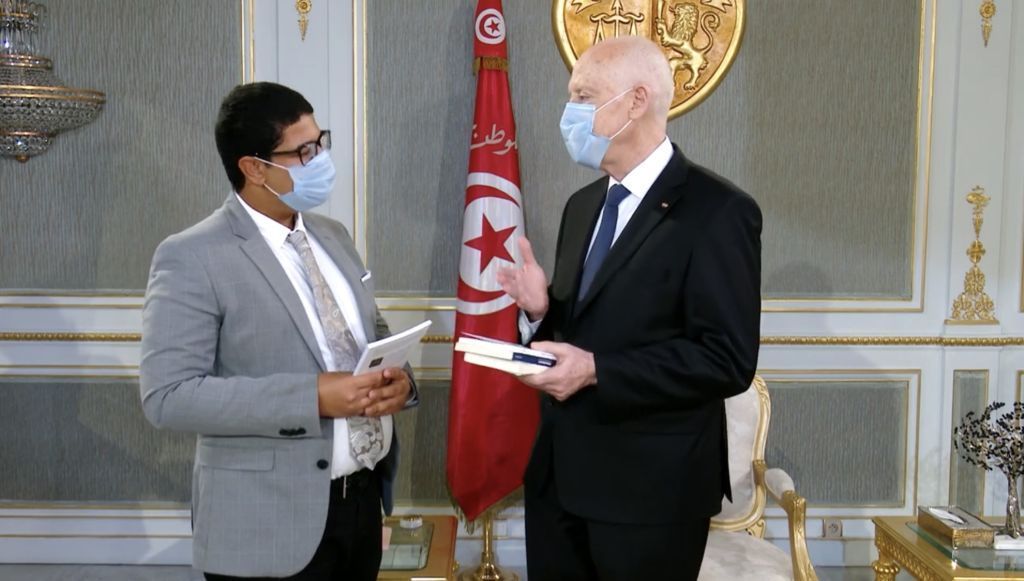 البطالة في تونس.. حوار مع التلاميذ في المدارس