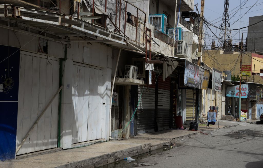 بالصور.. استياء المواطنين في محافظة نينوى العراقية بسبب حظر التجول 3 بالصور.. استياء المواطنين في محافظة نينوى العراقية بسبب حظر التجول