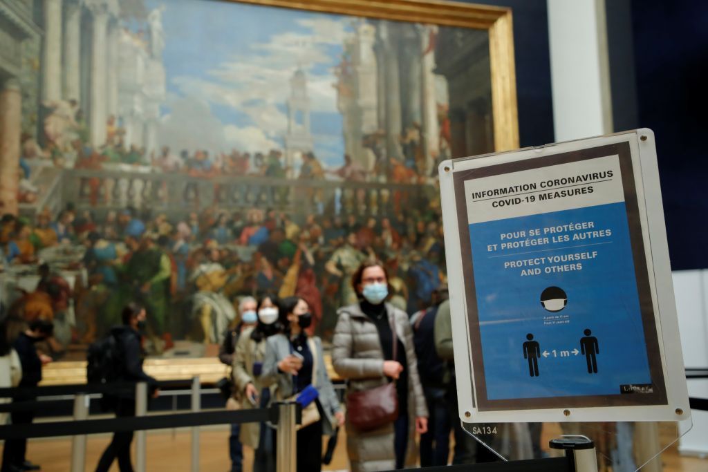 الموناليزا تلتقي زوار متحف اللوفر مجدداً