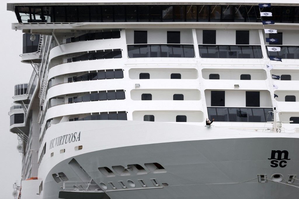 إنطلاق أول رحلة بحرية في بريطانيا منذ أكثر من عام