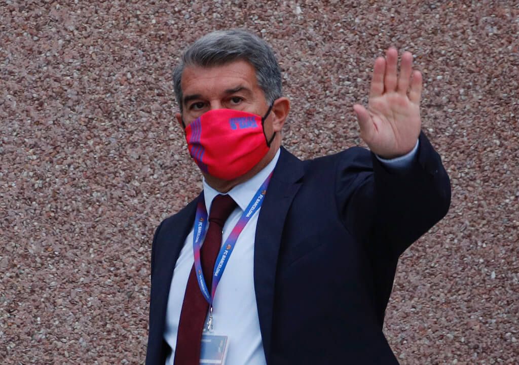 لابورتا يتحدث عن مستقبل ميسي وكومان.. ويرفض عقوبات يويفا