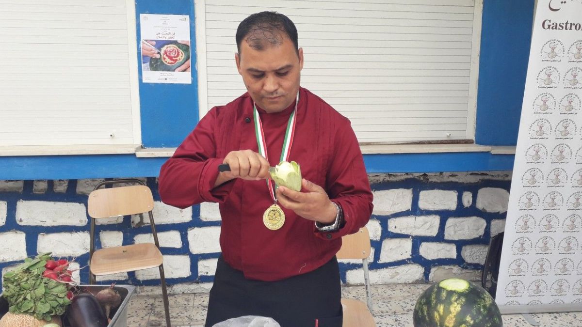 طلبة الفنون استفادوا من أسرار الطباخين في النحت