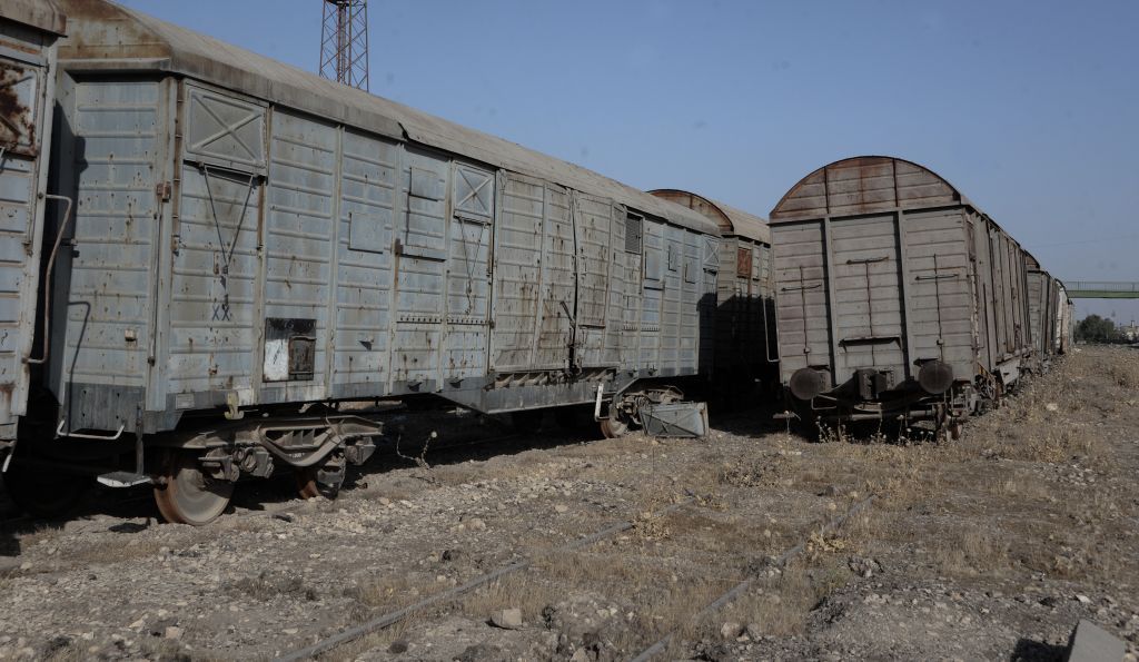 محاولات إعادة إحياء محطة قطار الموصل ضحية إرهاب داعش