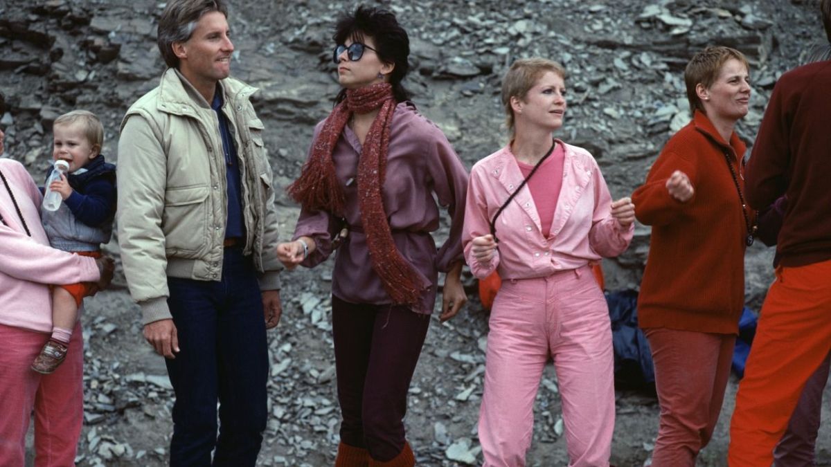 مجموعة من المنضمين لطائفة راجنيش