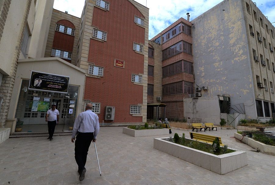 ماذا كان يفعل داعش في جامعة الموصل.. وما علاقة الأسلحة الكيماوية؟