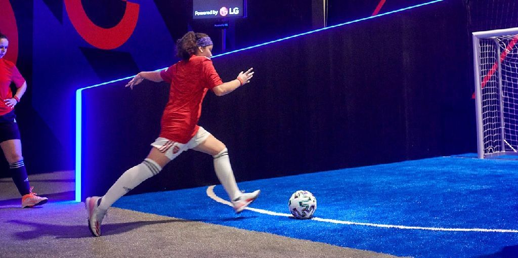 دبي: افتتاح "فوت لاب" أول مُجمع يجمع بين التكنولوجيا والذكاء الاصطناعي بمجال كرة القدم