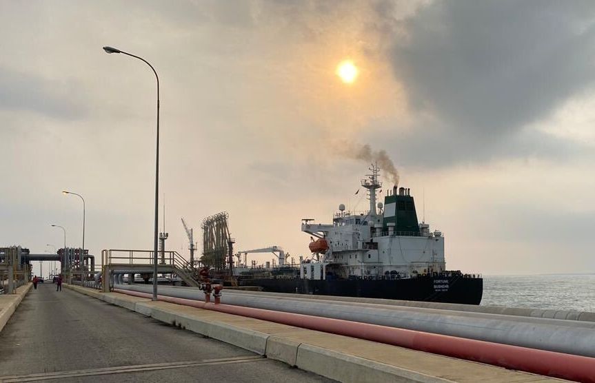 تبادل مصالح أم وسيلة لمد النفوذ.. لماذا تتمسك إيران بالعلاقة مع فنزويلا؟ 2 تبادل مصالح أم وسيلة لمد النفوذ.. لماذا تتمسك إيران بالعلاقة مع فنزويلا؟