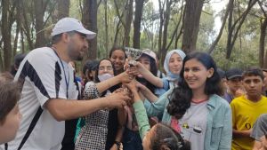 الفريق الفائز بالنشاط البيئي في شاطىء السواني بالمغرب