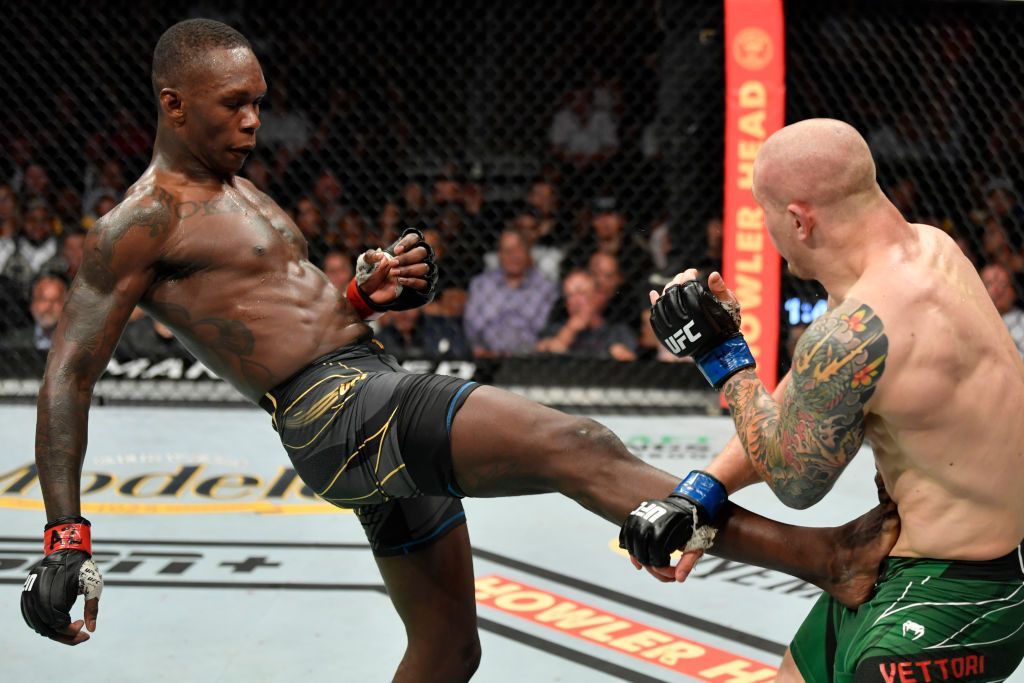 أبرز اللقطات من نزال إسرائيل اديسانيا ومارفين فيتوري ضمن عرض ”UFC263“ 11 أبرز اللقطات من نزال إسرائيل اديسانيا ومارفين فيتوري ضمن عرض ”UFC263“