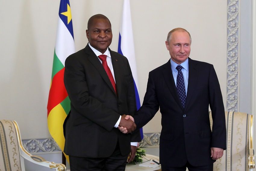 أفريقيا الوسطى تفقد ثقة فرنسا.. وشد حبال مع روسيا