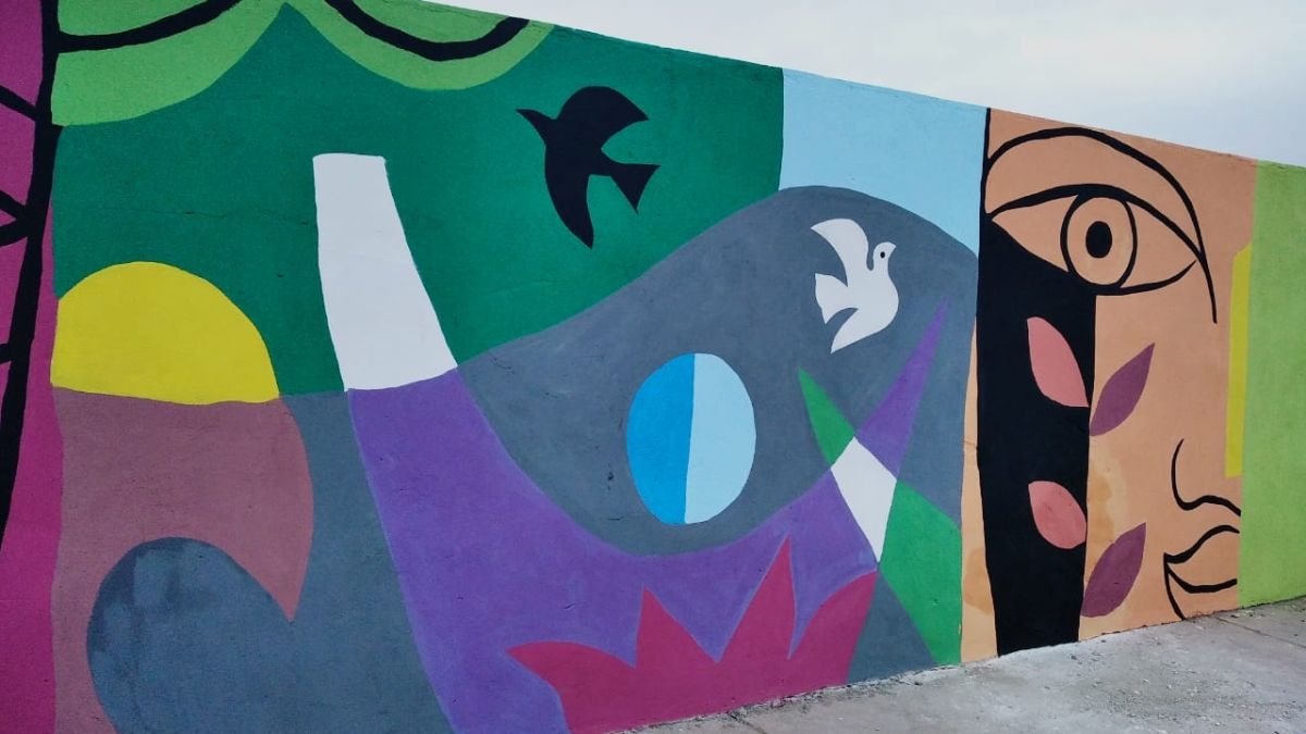 "مشروع مدينتي" ينطلق بجدارية تزين سور محطة القطار بمراكش 3 "مشروع مدينتي" ينطلق بجدارية تزين سور محطة القطار بمراكش