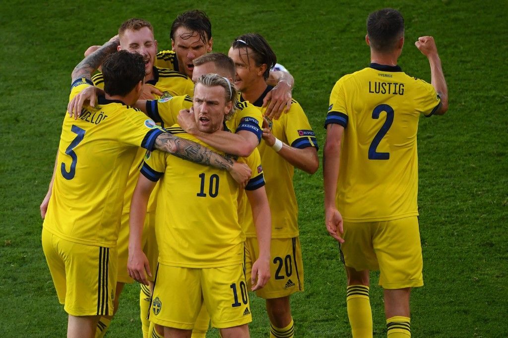أوكرانيا تغتال أحلام السويد بهدف قاتل وتلحق بقطار ربع نهائي اليورو 2 أوكرانيا تغتال أحلام السويد بهدف قاتل وتلحق بقطار ربع نهائي اليورو