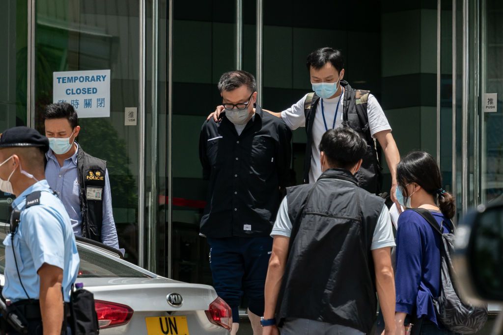 اعتقالات جماعية وتضييق على الإعلام.. عام على إقرار قانون الأمن القومي في هونغ كونغ