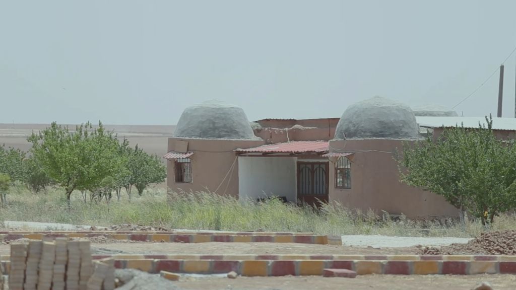 قرية "للنساء فقط" بريف الحسكة في سوريا 2 قرية "للنساء فقط" بريف الحسكة في سوريا