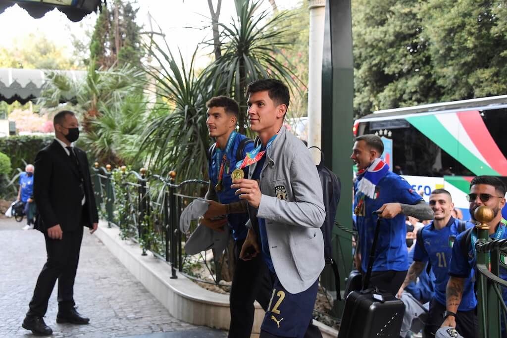 عودة أبطال أوروبا.. منتخب إيطاليا يشعل شوارع روما