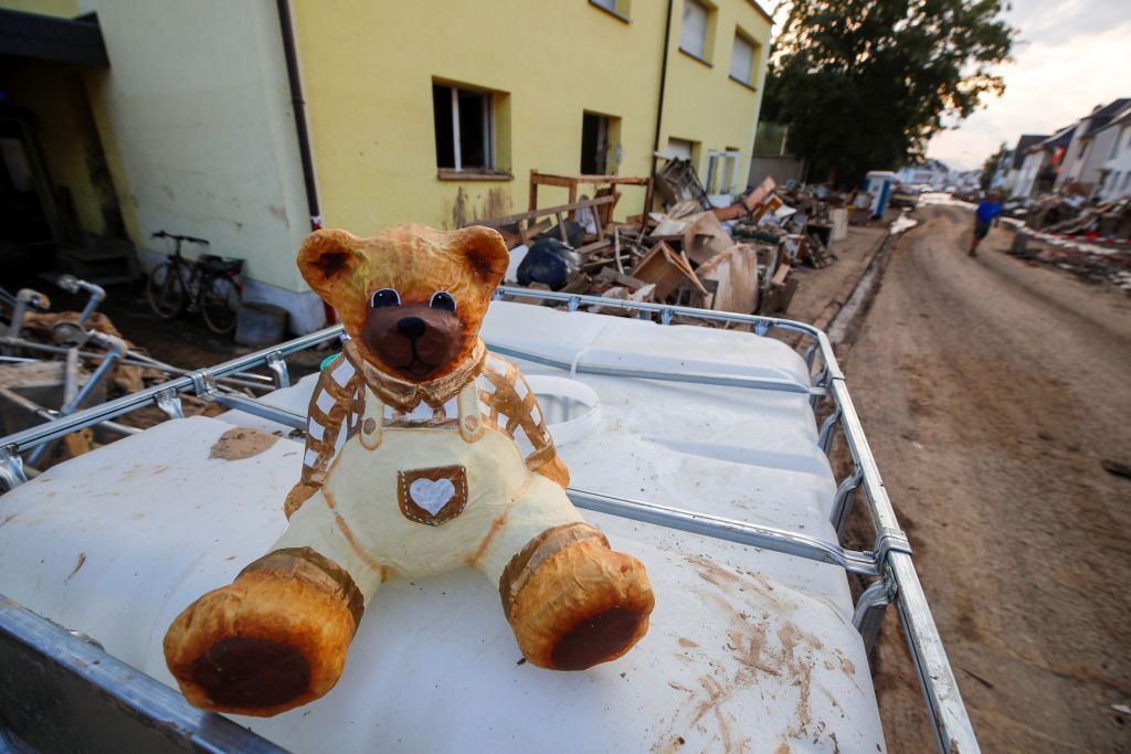 من الصين إلى ألمانيا… الفيضانات تودي بحياة العشرات وتذكر بخطورة التغيير المناخي