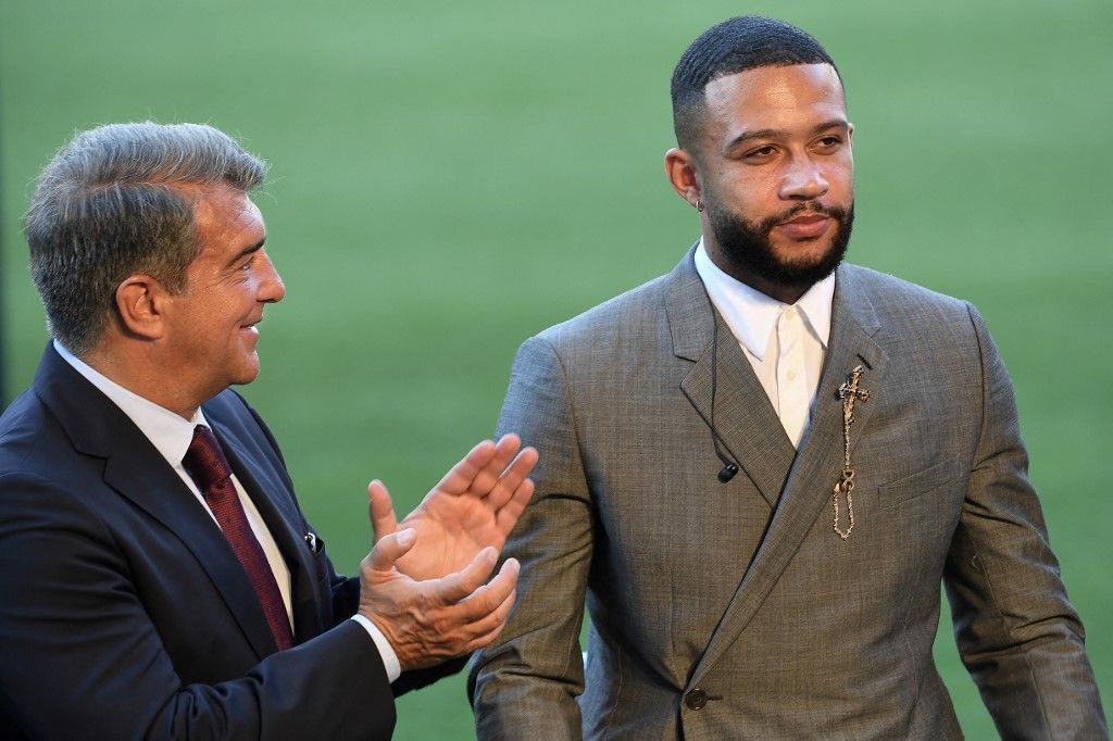 خوان لابورتا يثير الجدل حول مستقبل غريزمان 1 خوان لابورتا يثير الجدل حول مستقبل غريزمان