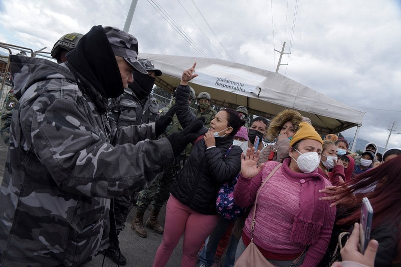 الإكوادور: 21 نزيلاً على الأقل قتلوا في أعمال شغب في سجنين