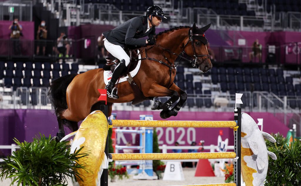 المصري نايل نصار يتأهل لنهائي قفز الحواجز في طوكيو 2020