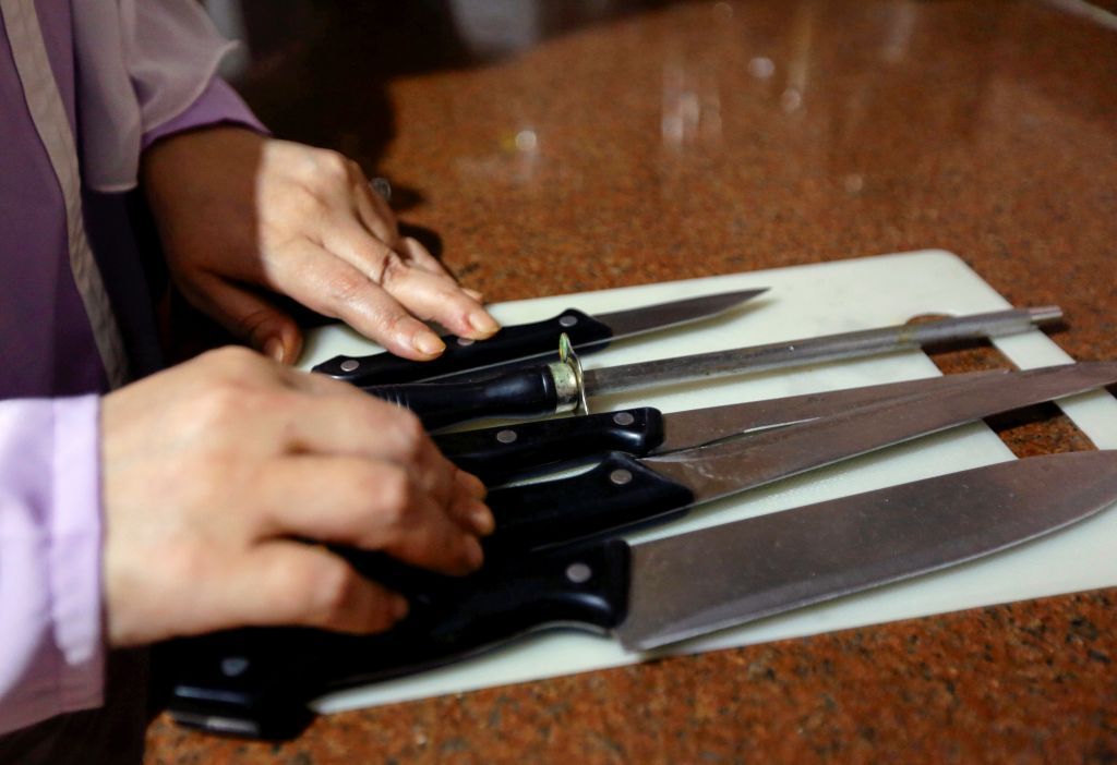 "جوا الحلة" بُشرى سارة للمكفوفات .. أول كتاب للطبخ بطريقة برايل في مصر