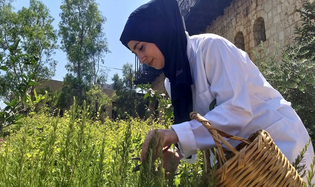 قرية في لبنان نجحت في تجاوز أزمة الوقود المستعرة.. كيف ذلك؟ إليكم القصة كاملة