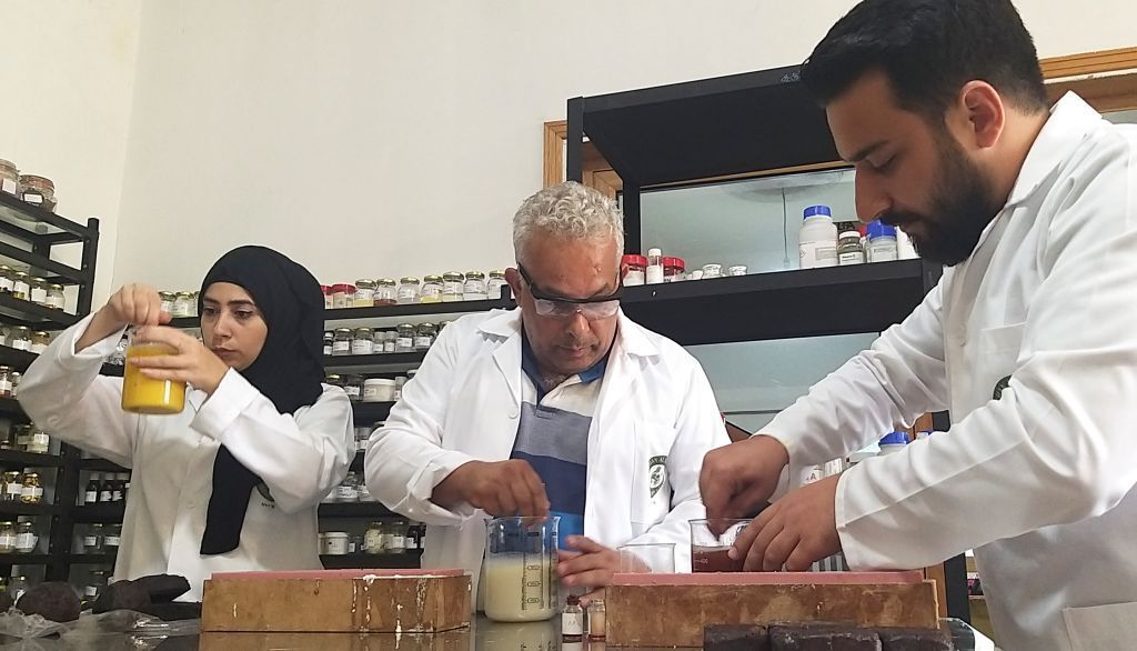 قرية في لبنان نجحت في تجاوز أزمة الوقود المستعرة.. كيف ذلك؟ إليكم القصة كاملة