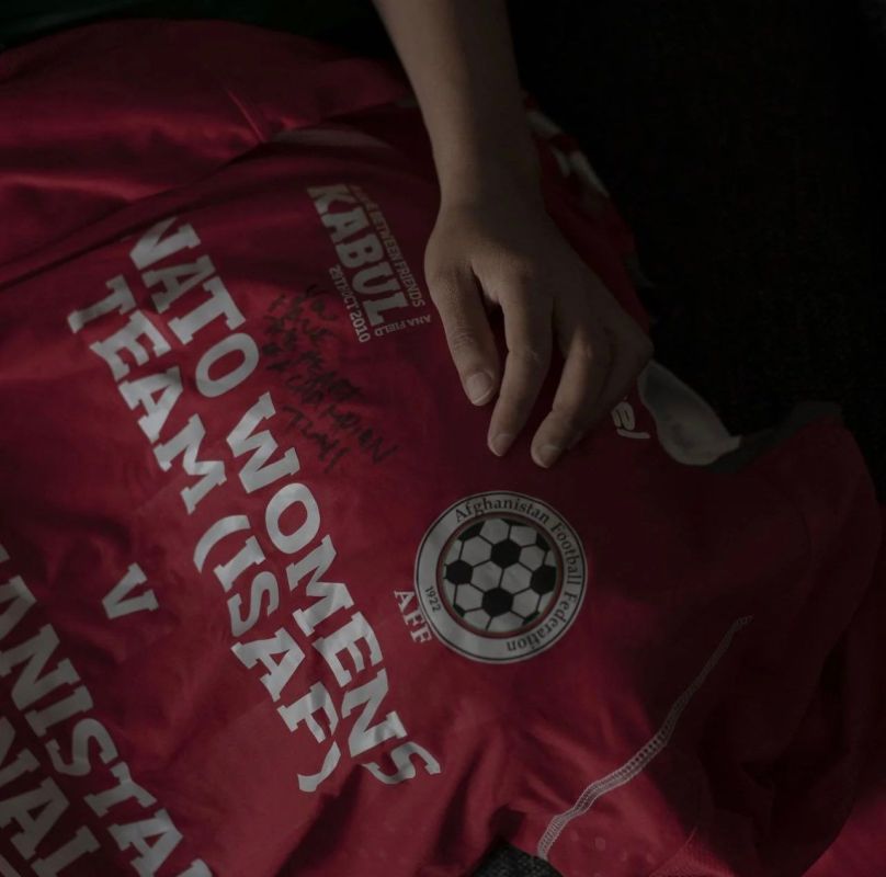 خالدة بوبال.. قصة لاعبة كرة قدم تكافح ضد جحيم طالبان